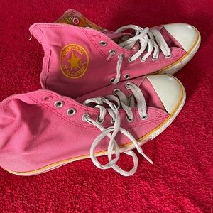 Converse hi top Chucks